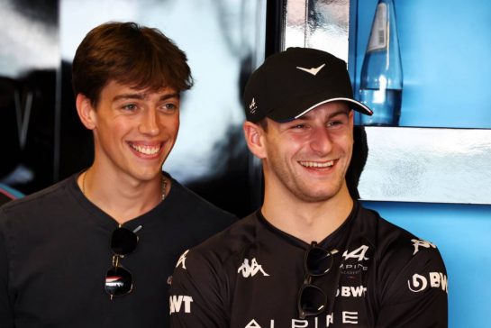 (L to R): Olli Caldwell (GBR) Alpine Academy Driver with Victor Martins (FRA) Alpine Academy Driver.
28.11.2023. Formula 1 Testing, Yas Marina Circuit, Abu Dhabi, Tuesday.
- www.xpbimages.com, EMail: requests@xpbimages.com © Copyright: Moy / XPB Images