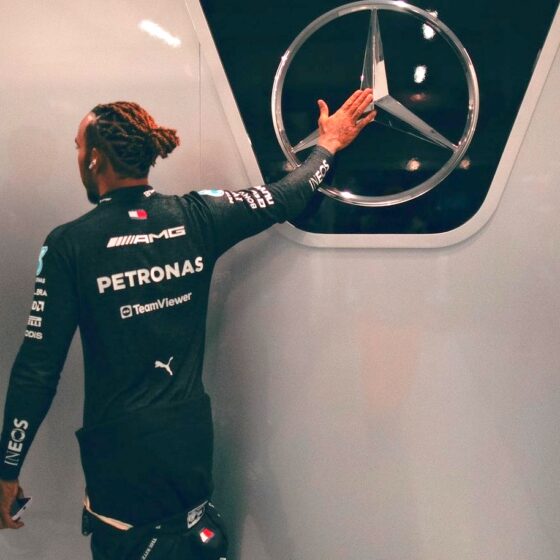 Hamilton brings back former manager Hynes into inner circle