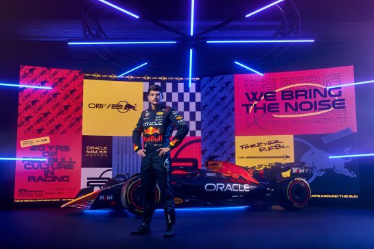 &copy;RedBull