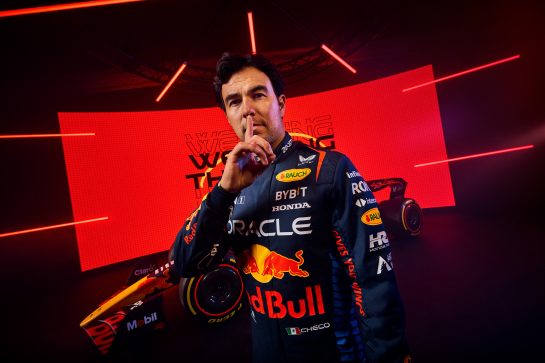 &copy;RedBull