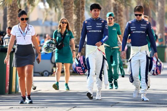 (L to R): Alexander Albon (THA) Williams Racing and Logan Sargeant (USA) Williams Racing.
21.02.2024. Formula 1 Testing, Sakhir, Bahrain, Day One.
- www.xpbimages.com, EMail: requests@xpbimages.com © Copyright: Batchelor / XPB Images
