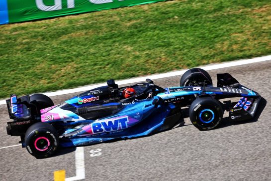 Esteban Ocon (FRA) Alpine F1 Team A524.
21.02.2024. Formula 1 Testing, Sakhir, Bahrain, Day One.
- www.xpbimages.com, EMail: requests@xpbimages.com © Copyright: Batchelor / XPB Images