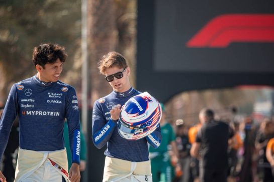 (L to R): Alexander Albon (THA) Williams Racing and Logan Sargeant (USA) Williams Racing.
21.02.2024. Formula 1 Testing, Sakhir, Bahrain, Day One.
- www.xpbimages.com, EMail: requests@xpbimages.com © Copyright: Bearne / XPB Images