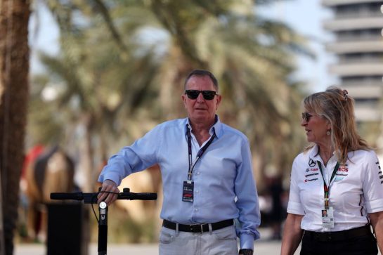 (L to R): Martin Brundle (GBR) Sky Sports Commentator with Jayne Poole (GBR) Mercedes AMG F1 Advisor.
28.02.2024. Formula 1 World Championship, Rd 1, Bahrain Grand Prix, Sakhir, Bahrain, Preparation Day.
- www.xpbimages.com, EMail: requests@xpbimages.com &copy; Copyright: Batchelor / XPB Images