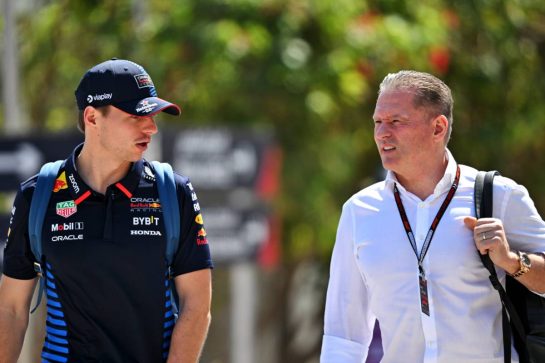(L to R): Max Verstappen (NLD) Red Bull Racing with his father Jos Verstappen (NLD).
29.02.2024. Formula 1 World Championship, Rd 1, Bahrain Grand Prix, Sakhir, Bahrain, Practice Day
- www.xpbimages.com, EMail: requests@xpbimages.com © Copyright: Price / XPB Images
