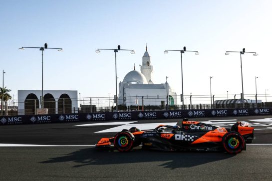 Oscar Piastri (AUS), McLaren
07.03.2024. Formula 1 World Championship, Rd 2, Saudi Arabian Grand Prix, Jeddah, Saudi Arabia, Practice Day.
- www.xpbimages.com, EMail: requests@xpbimages.com © Copyright: Charniaux / XPB Images
