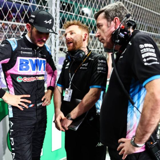 Ocon: Close racing in Jeddah helped spot Alpine issues