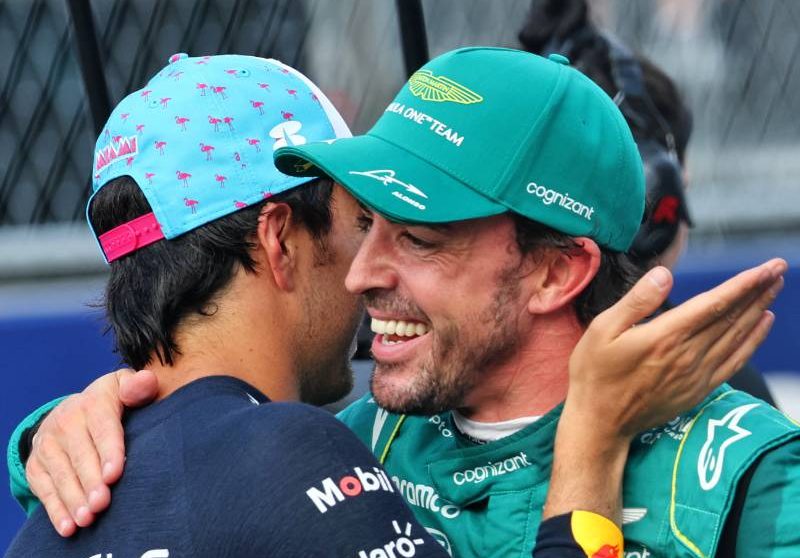 (L to R): Sergio Perez (MEX) Red Bull Racing celebrates his pole position in qualifying parc ferme with second placed Fernando Alonso (ESP) Aston Martin F1 Team. 06.05.2023. Formula 1 World Championship, Rd 5, Miami Grand Prix, Miami, Florida, USA, Qualifying Day. - www.xpbimages.com, EMail: requests@xpbimages.com &copy; Copyright: Batchelor / XPB Images