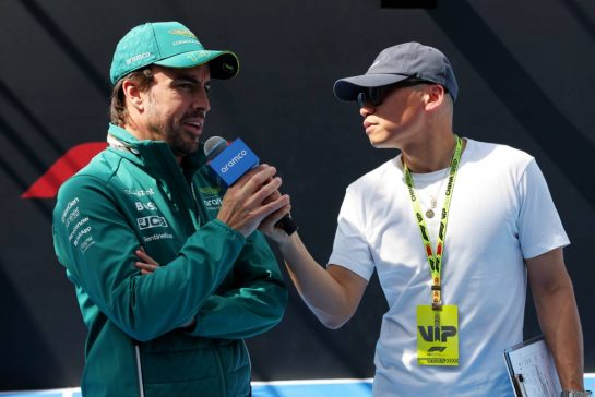 Fernando Alonso (ESP) Aston Martin F1 Team.
18.04.2024. Formula 1 World Championship, Rd 5, Chinese Grand Prix, Shanghai, China, Preparation Day.
- www.xpbimages.com, EMail: requests@xpbimages.com &copy; Copyright: Rew / XPB Images