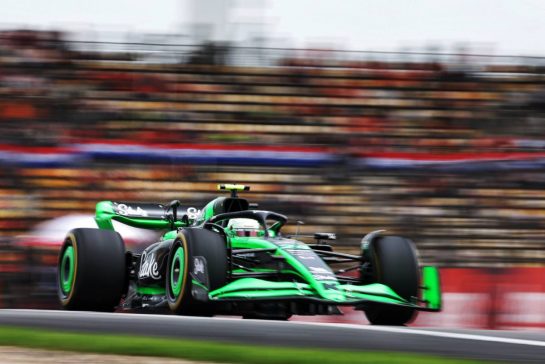 Zhou Guanyu (CHN) Sauber C44.
19.04.2024. Formula 1 World Championship, Rd 5, Chinese Grand Prix, Shanghai, China, Sprint Qualifying Day.
- www.xpbimages.com, EMail: requests@xpbimages.com © Copyright: Bearne / XPB Images