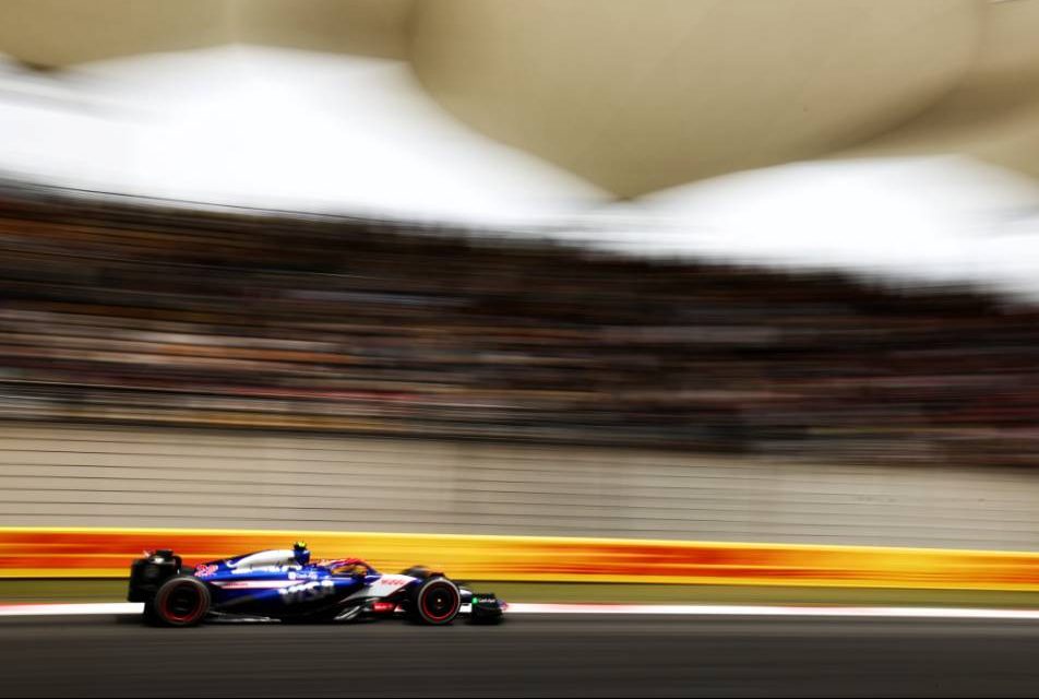 Chinese GP: Sprint pole for Norris in dramatic wet qualifying