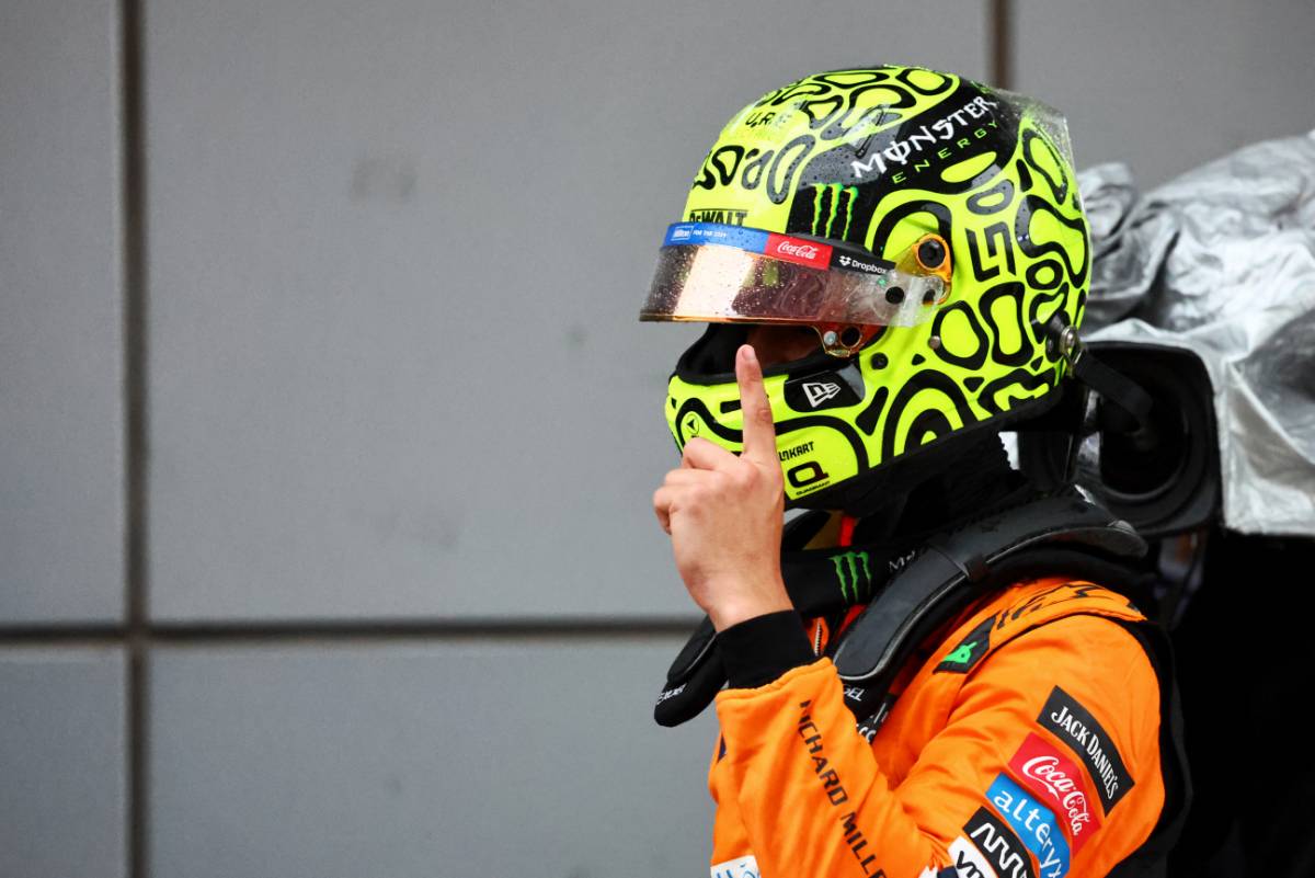 Lando Norris (GBR) McLaren celebrates pole position in Sprint qualifying parc ferme.
19.04.2024. Formula 1 World Championship, Rd 5, Chinese Grand Prix, Shanghai, China, Sprint Qualifying Day.
- www.xpbimages.com, EMail: requests@xpbimages.com &copy; Copyright: Batchelor / XPB Images