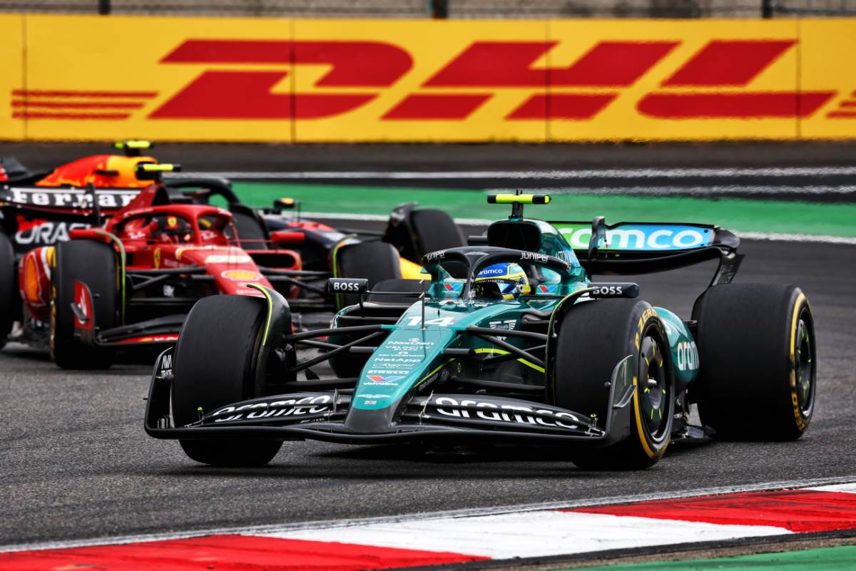 Fernando Alonso (ESP) Aston Martin F1 Team AMR24.
20.04.2024. Formula 1 World Championship, Rd 5, Chinese Grand Prix, Shanghai, China, Sprint and Qualifying Day.
- www.xpbimages.com, EMail: requests@xpbimages.com © Copyright: Coates / XPB Images