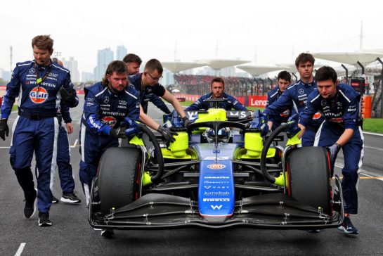 Alexander Albon (THA) Williams Racing FW46 on the grid.
21.04.2024. Formula 1 World Championship, Rd 5, Chinese Grand Prix, Shanghai, China, Race Day.
- www.xpbimages.com, EMail: requests@xpbimages.com © Copyright: Rew / XPB Images