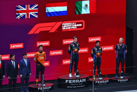 The podium (L to R): Lando Norris (GBR) McLaren, second; Max Verstappen (NLD) Red Bull Racing, race winner; Sergio Perez (MEX) Red Bull Racing, third; Paul Monaghan (GBR) Red Bull Racing Chief Engineer.
21.04.2024. Formula 1 World Championship, Rd 5, Chinese Grand Prix, Shanghai, China, Race Day.
- www.xpbimages.com, EMail: requests@xpbimages.com © Copyright: Coates / XPB Images