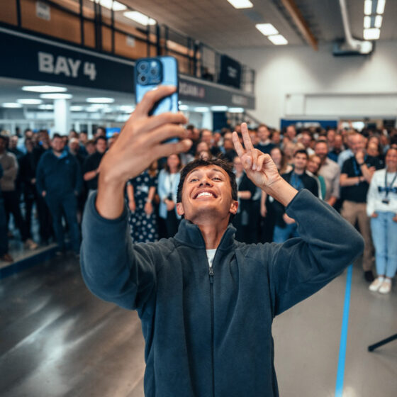 Albon signs multi-year contract extension with Williams