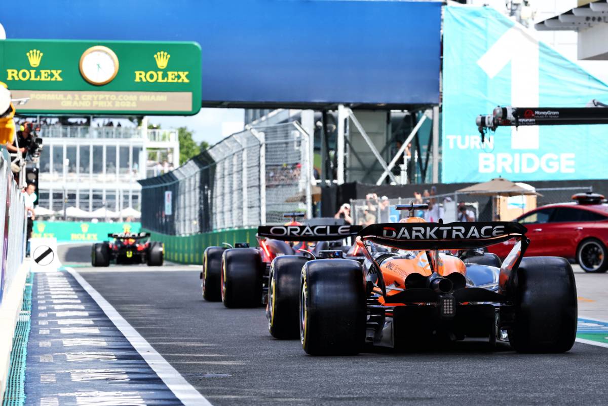 Miami GP: Verstappen works his way up to Sprint pole
