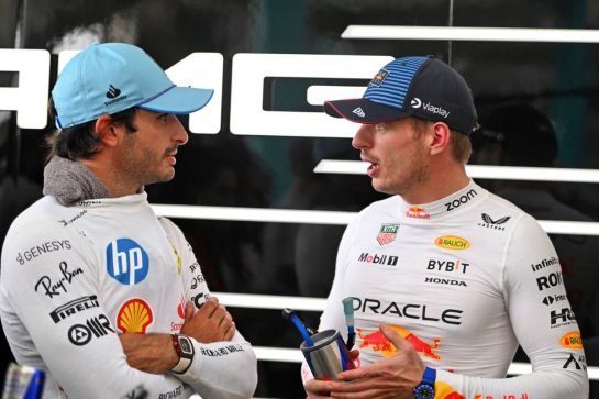 (L to R): Carlos Sainz Jr (ESP) Ferrari with Max Verstappen (NLD) Red Bull Racing in Sprint qualifying parc ferme.
03.05.2024. Formula 1 World Championship, Rd 6, Miami Grand Prix, Miami, Florida, USA, Sprint Qualifying Day.
- www.xpbimages.com, EMail: requests@xpbimages.com © Copyright: Price / XPB Images