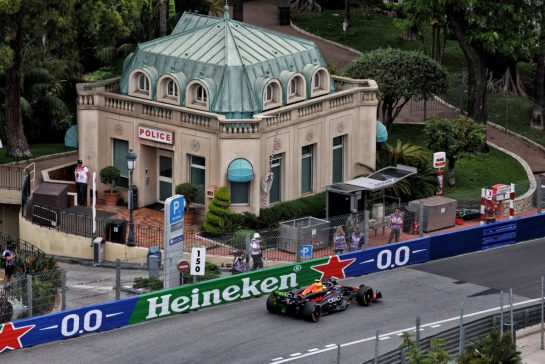 Sergio Perez (MEX) Red Bull Racing RB20.
24.05.2024. Formula 1 World Championship, Rd 8, Monaco Grand Prix, Monte Carlo, Monaco, Practice Day.
- www.xpbimages.com, EMail: requests@xpbimages.com © Copyright: Moy / XPB Images