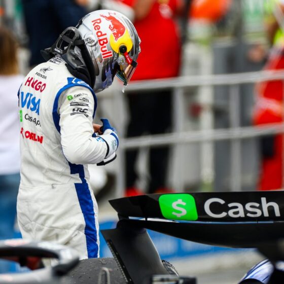 Ricciardo dismisses RB U-turn on upgrades… for now