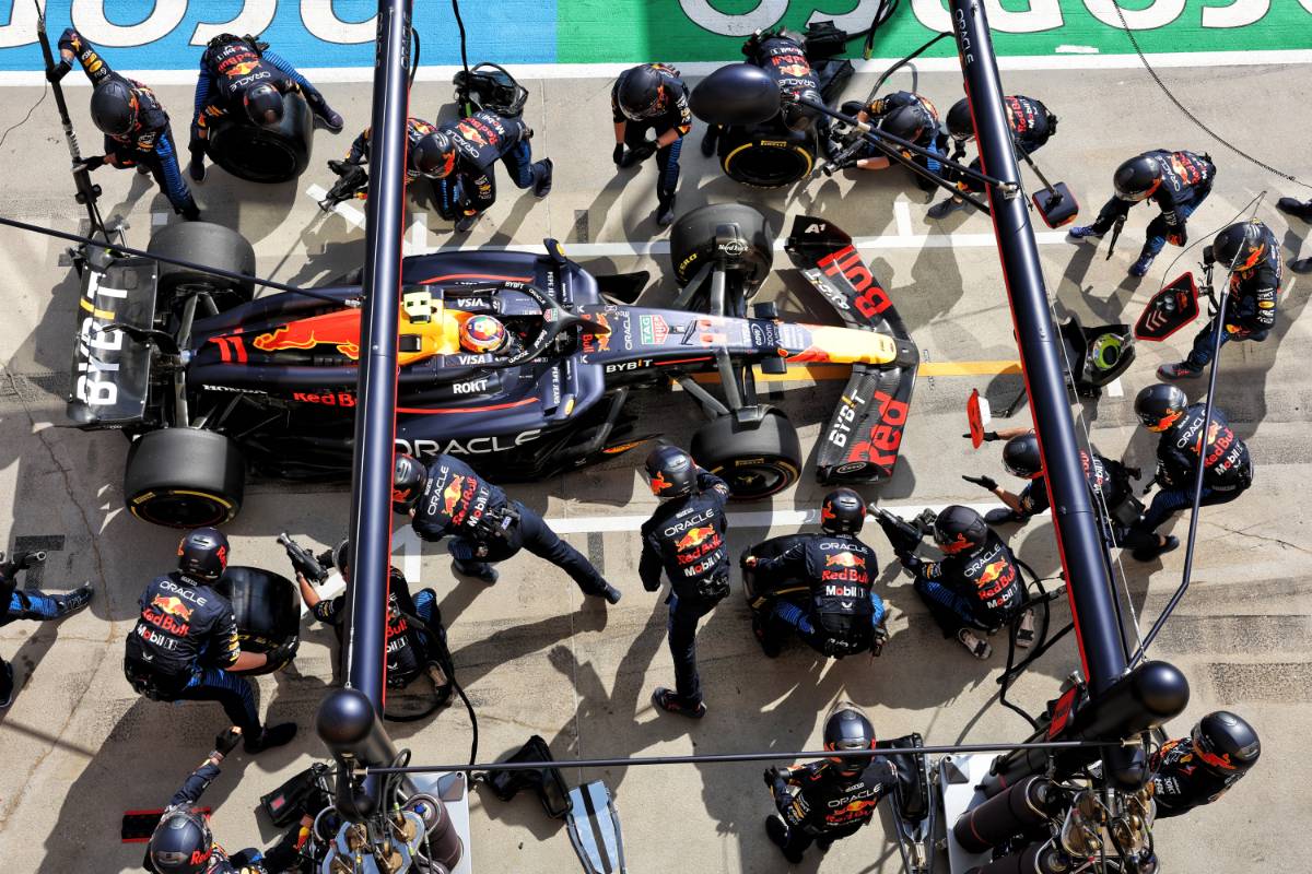 Verstappen: Red Bull ‘has bigger worries than Perez’