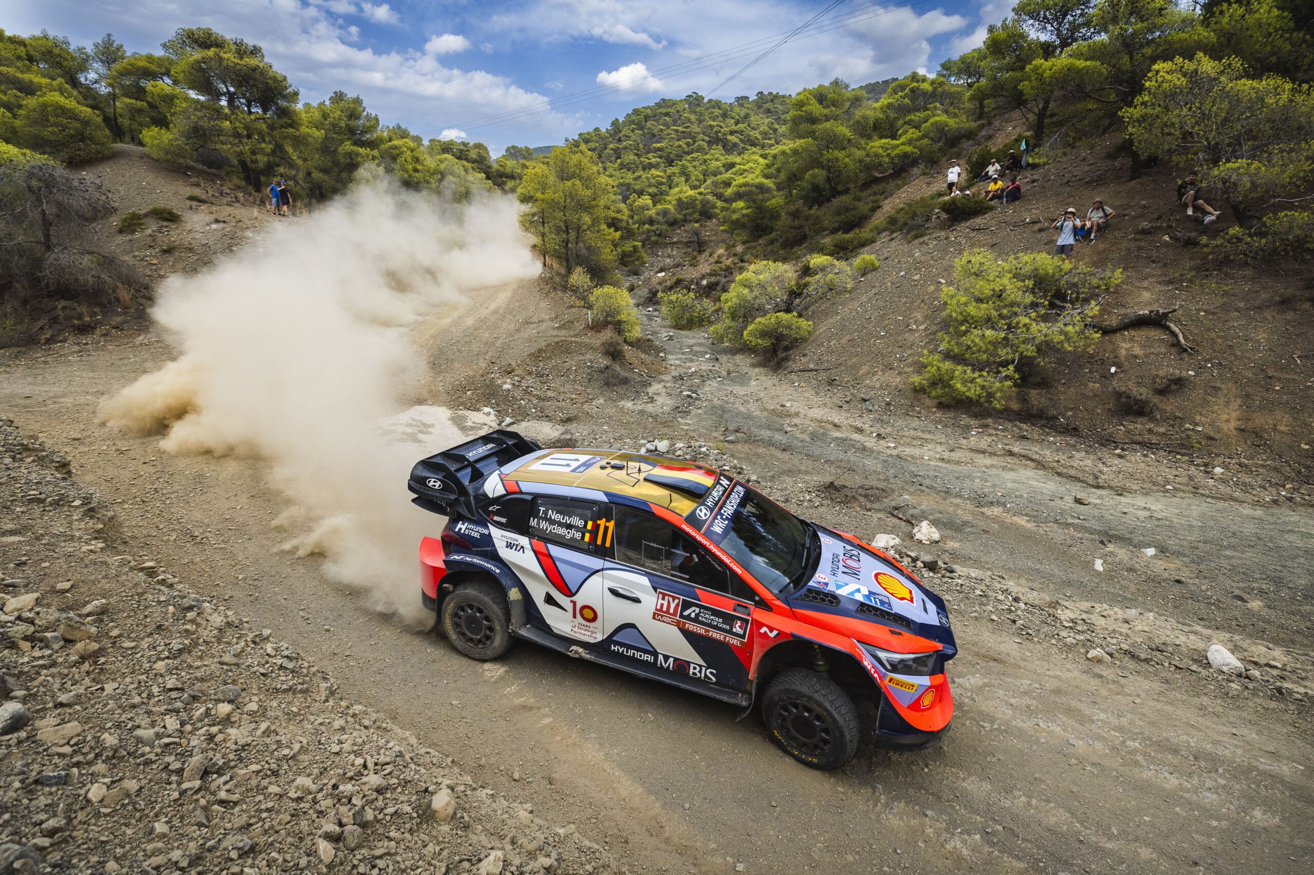 WRC – Title-chasing Neuville powers towards Acropolis WRC glory