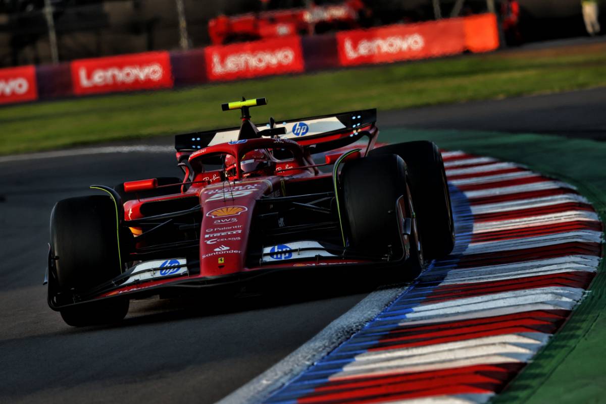 Carlos Sainz Jr (ESP) Ferrari SF-24.
25.10.2024. Formula 1 World Championship, Rd 20, Mexican Grand Prix, Mexico City, Mexico, Practice Day.
 - www.xpbimages.com, EMail: requests@xpbimages.com &copy; Copyright: Coates / XPB Images