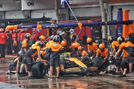 Lando Norris (GBR) McLaren MCL38 makes a pit stop.
03.11.2024. Formula 1 World Championship, Rd 21, Brazilian Grand Prix, Sao Paulo, Brazil, Race Day.
- www.xpbimages.com, EMail: requests@xpbimages.com &copy; Copyright: Batchelor / XPB Images