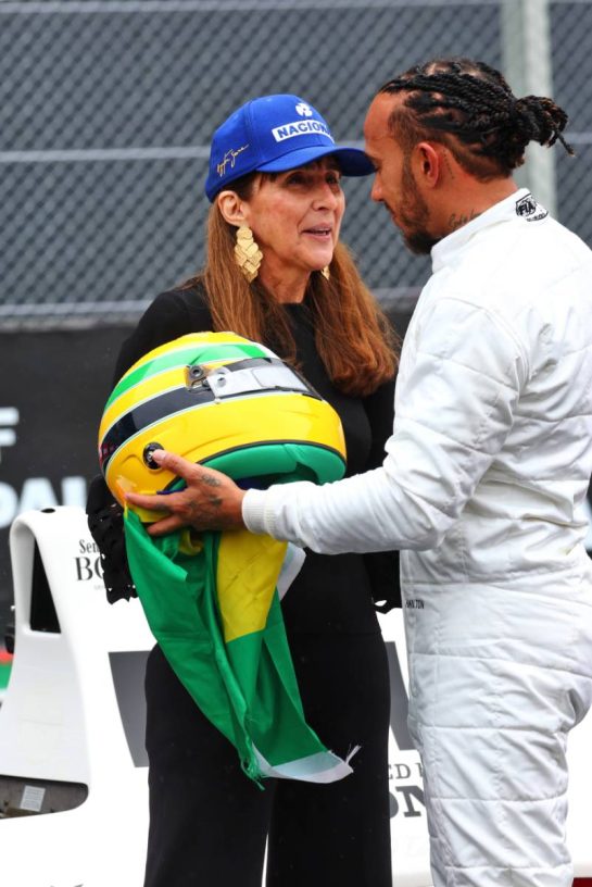 Lewis Hamilton (GBR) Mercedes AMG F1 with Viviane Senna (BRA) - McLaren MP4/5B - demonstration run.
03.11.2024. Formula 1 World Championship, Rd 21, Brazilian Grand Prix, Sao Paulo, Brazil, Race Day.
- www.xpbimages.com, EMail: requests@xpbimages.com © Copyright: Coates / XPB Images