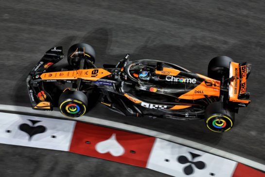 Oscar Piastri (AUS) McLaren MCL38.
21.11.2024. Formula 1 World Championship, Rd 22, Las Vegas Grand Prix, Las Vegas, Nevada, USA, Practice Day
- www.xpbimages.com, EMail: requests@xpbimages.com &copy; Copyright: Bearne / XPB Images