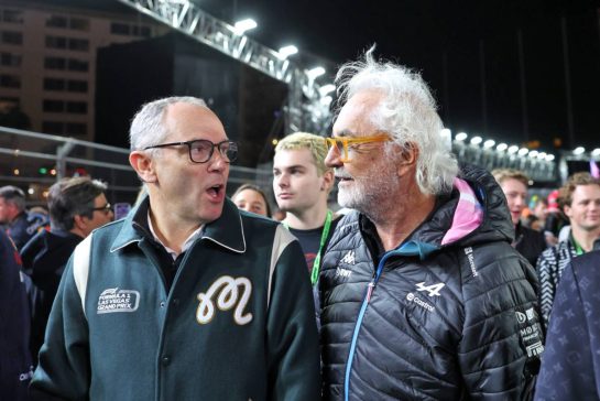 (L to R): Stefano Domenicali (ITA) Formula One President and CEO wifbr on the grid.
23.11.2024. Formula 1 World Championship, Rd 22, Las Vegas Grand Prix, Las Vegas, Nevada, USA, Race Day.
- www.xpbimages.com, EMail: requests@xpbimages.com © Copyright: Bearne / XPB Images