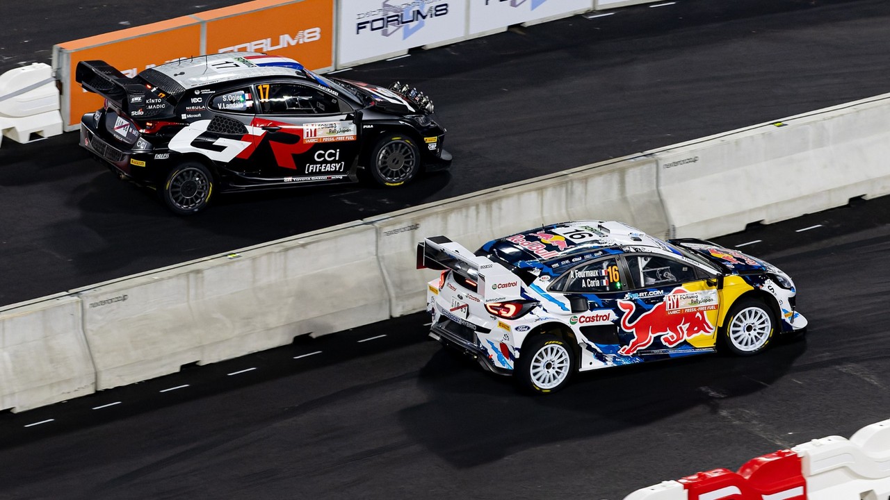 WRC – Fourmaux claims career-first rally lead after Super Special opener in Japan