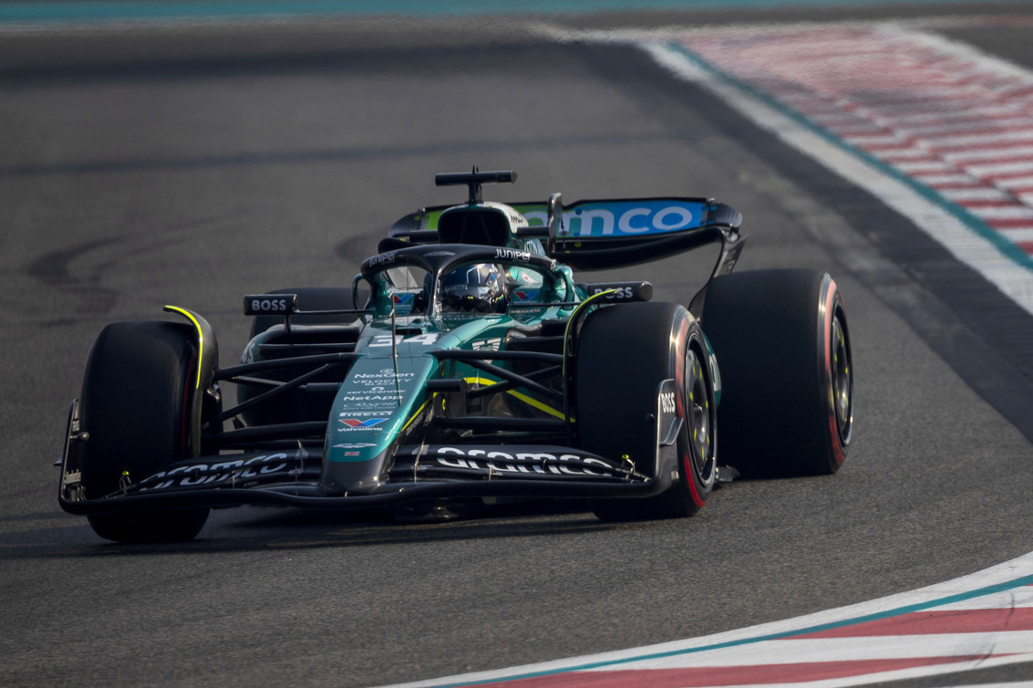 Aston Martin retains Drugovich as test and reserve driver for 2025