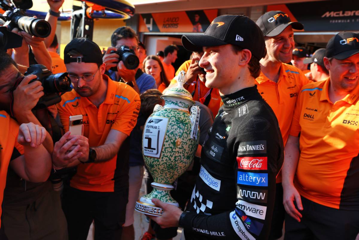Race winner Oscar Piastri (AUS) McLaren celebrates with the team. 21.07.2024. Formula 1 World Championship, Rd 13, Hungarian Grand Prix, Budapest, Hungary, Race Day. - www.xpbimages.com, EMail: requests@xpbimages.com © Copyright: Coates / XPB Images
