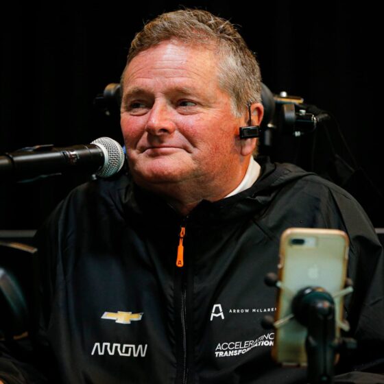 McLaren Racing assumes sole ownership of IndyCar affiliate