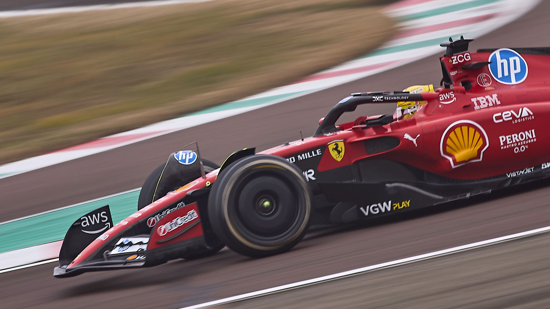 Vasseur: Ferrari must take risks and hit the ground running