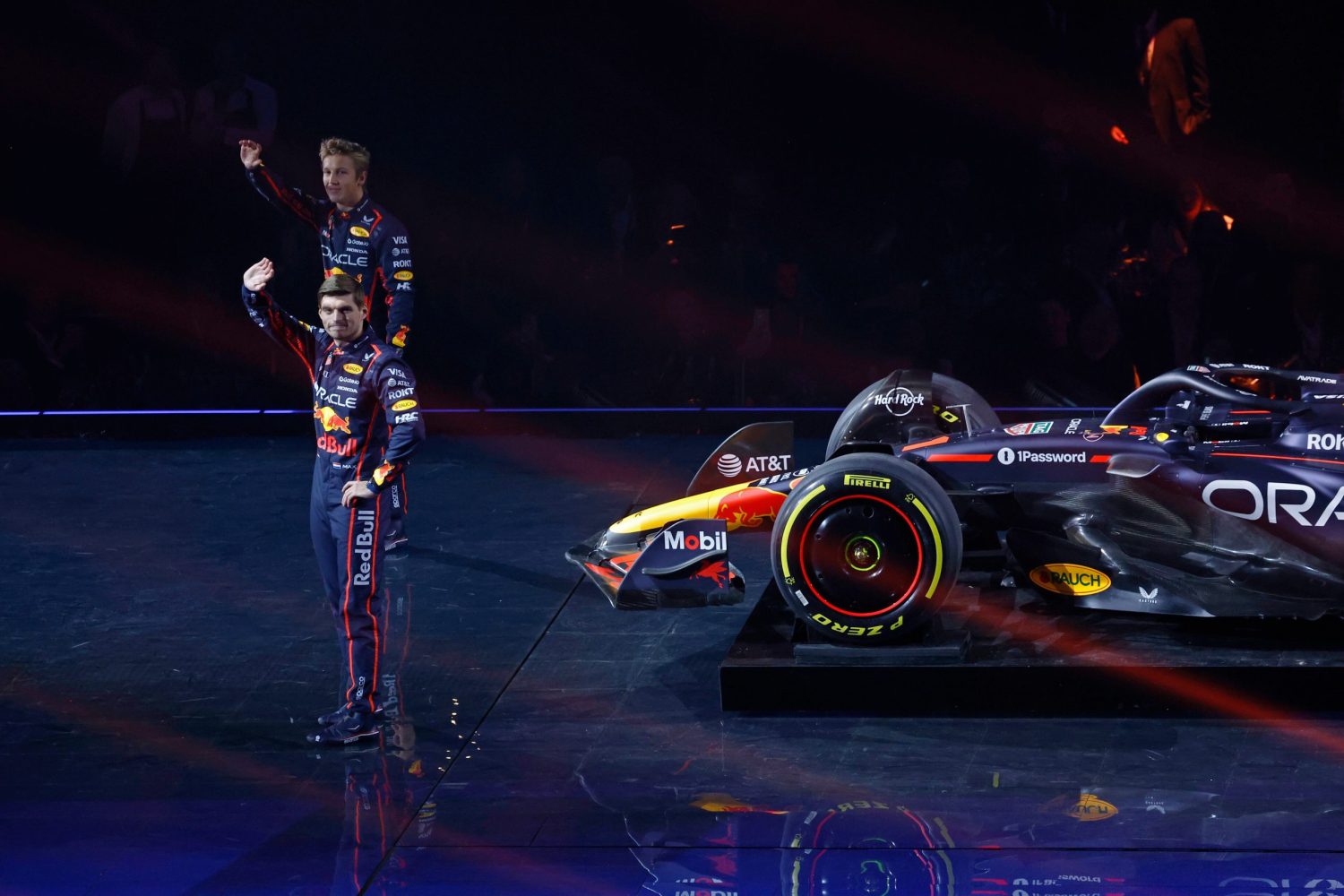 Horner brushes off rowdy crowd’s cold shoulder at F1 75 event