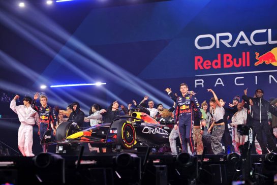 Liam Lawson (NZL) Red Bull Racing RB21 and Max Verstappen (NLD) Red Bull Racing.
18.02.2025. Formula One World Championship, F1 75 Live. O2 Arena, London, England.
- www.xpbimages.com, EMail: requests@xpbimages.com &copy; Copyright: Batchelor / XPB Images