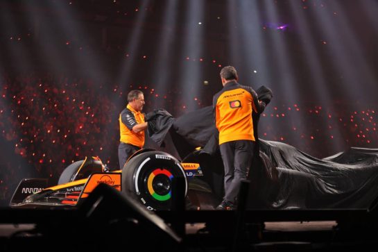 Zak Brown (USA) McLaren Executive Director and Andrea Stella (ITA) McLaren Team Principal with the McLaren MCL39.
18.02.2025. Formula One World Championship, F1 75 Live. O2 Arena, London, England.
- www.xpbimages.com, EMail: requests@xpbimages.com &copy; Copyright: Batchelor / XPB Images