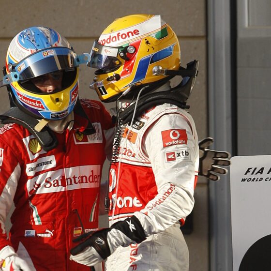 Hamilton unsure of quick Ferrari win, praises Alonso and Vettel