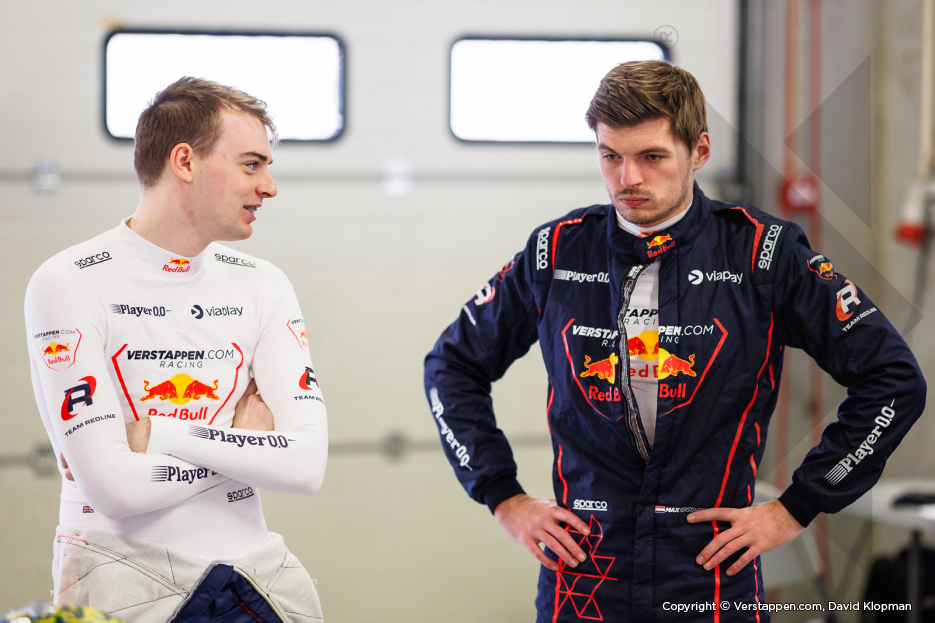 Verstappen launches full GT3 effort, promotes sim racer