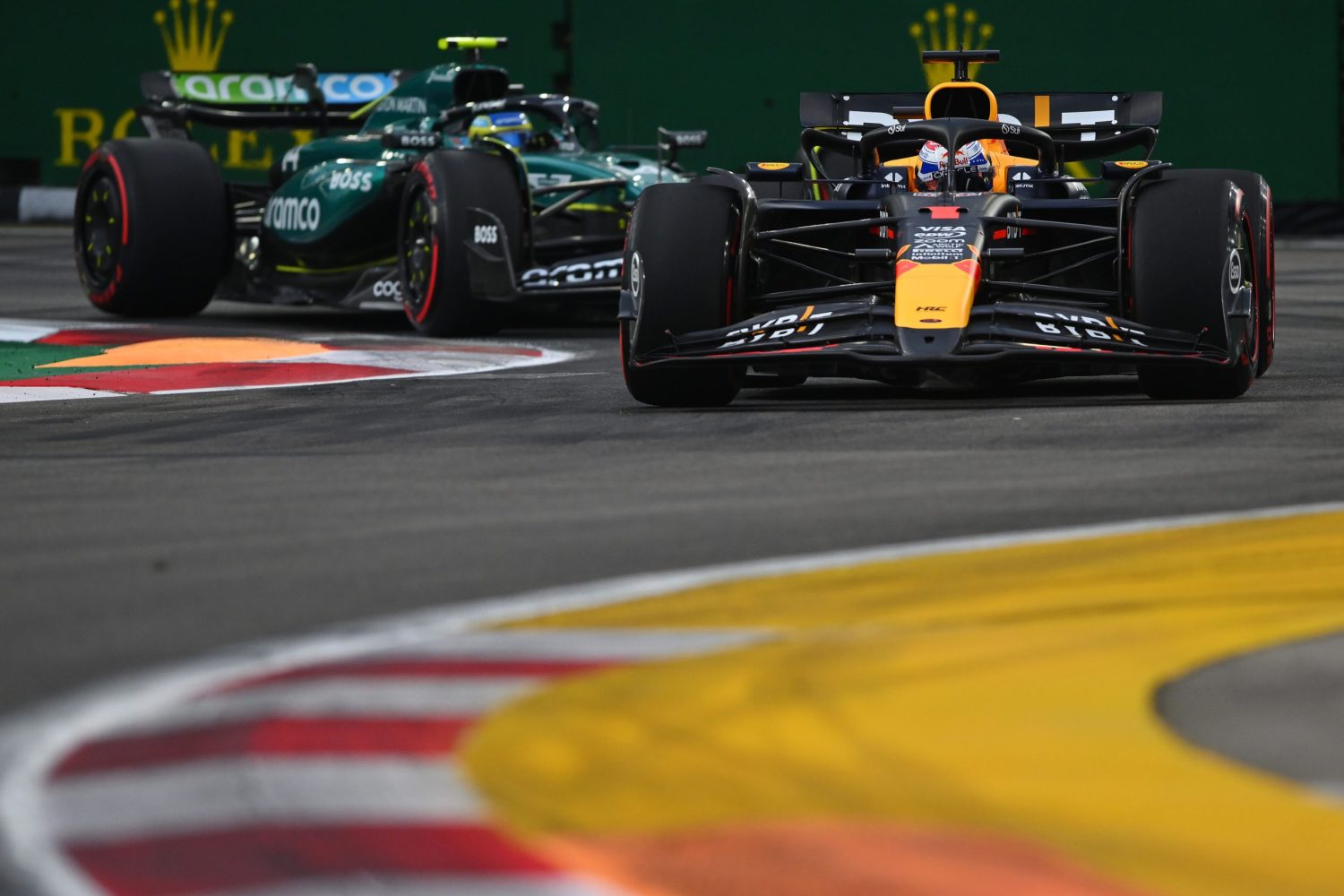 Brown lights a fuse, bets on Verstappen joining Mercedes in 2026!