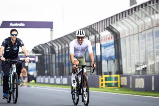 Carlos Sainz (ESP) Atlassian Williams Racing rides the circuit on his bicycle.
12.03.2025. Formula 1 World Championship, Rd 1, Australian Grand Prix, Albert Park, Melbourne, Australia, Preparation Day.
- www.xpbimages.com, EMail: requests@xpbimages.com &copy; Copyright: Bearne / XPB Images