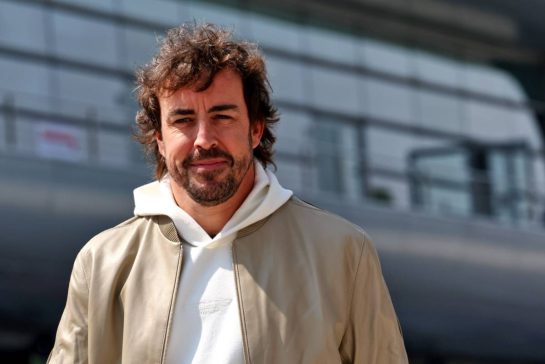 Fernando Alonso (ESP) Aston Martin F1 Team.
20.03.2025. Formula 1 World Championship, Rd 2, Chinese Grand Prix, Shanghai, China, Preparation Day.
- www.xpbimages.com, EMail: requests@xpbimages.com © Copyright: Moy / XPB Images