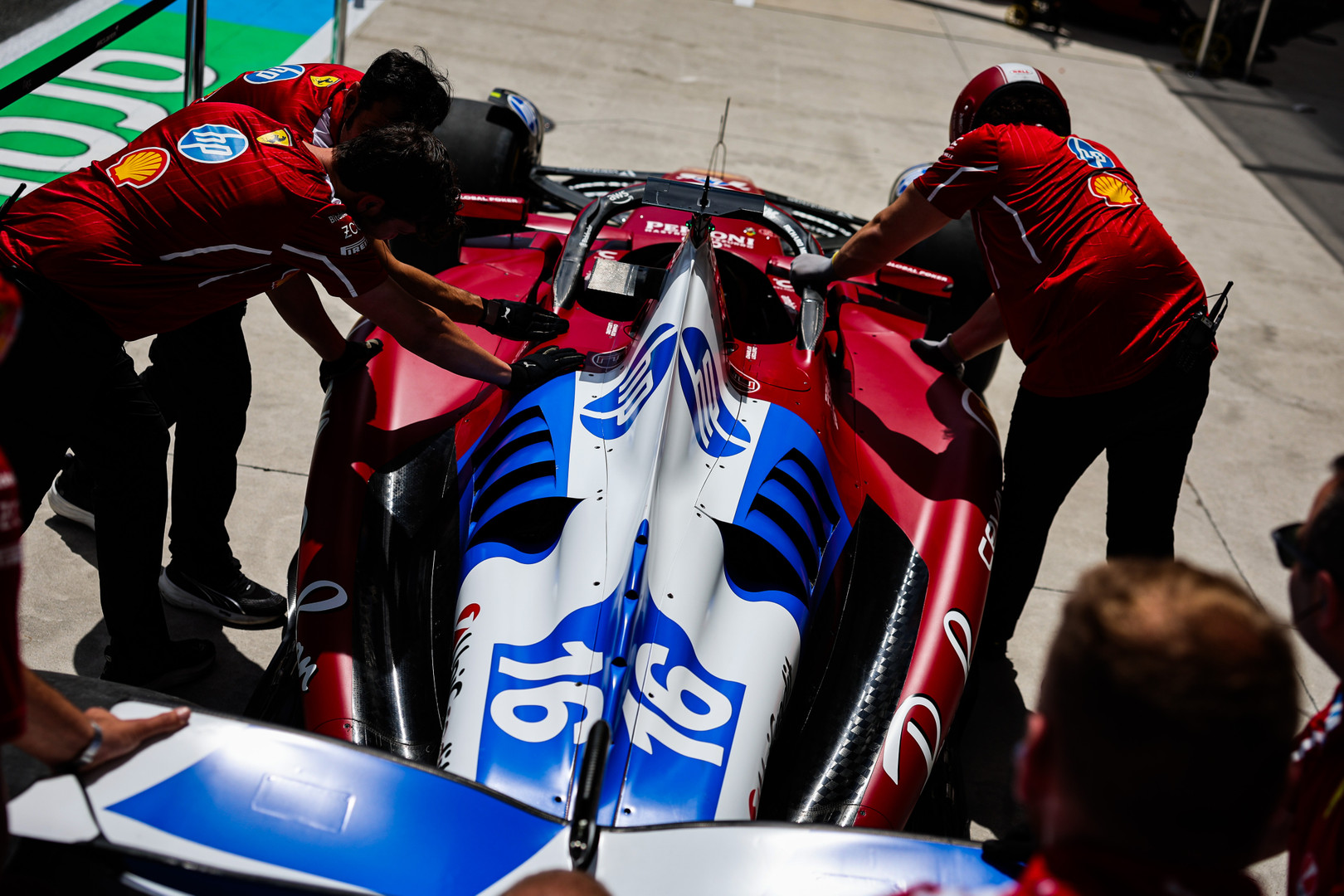 Hill warns Vasseur will ‘feel the heat’ if Ferrari’s struggles persist