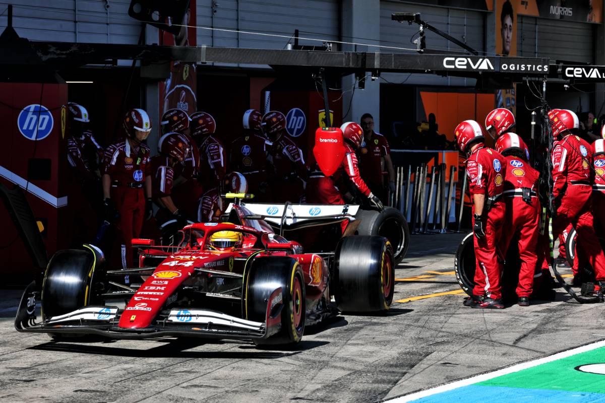 Hamilton held talks with Ferrari after Austria strategy dispute