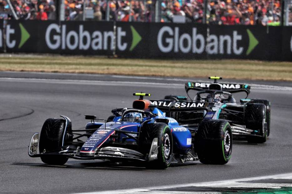 Sainz fed up with consecutive setbacks ‘out of our control’