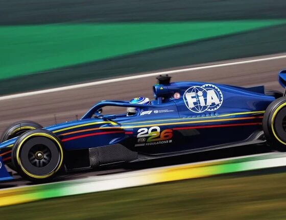 Domenicali urges ‘open mindset’ on 2026 F1 cars and early races