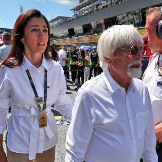 Ecclestone urges Ferrari to act: ‘Bortoleto worth his weight in gold’