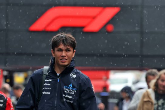Alexander Albon (THA) Atlassian Williams Racing.
28.08.2025. Formula 1 World Championship, Rd 15, Dutch Grand Prix, Zandvoort, Netherlands, Preparation Day.
- www.xpbimages.com, EMail: requests@xpbimages.com © Copyright: Bearne / XPB Images